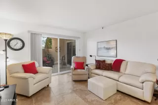 Photo #4: 6580667 Listing 