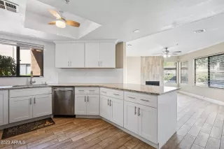 Photo #6: 6580763 Listing