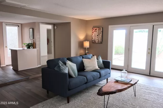 MLS: 6580825 Condo For Sale