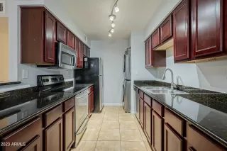 Photo #2: 6580827 Listing