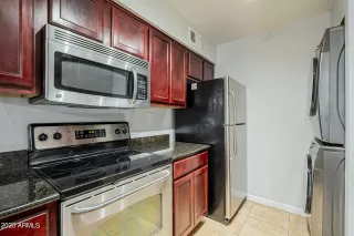 Photo #3: 6580827 Listing