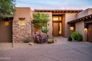 Photo #2: 6580829 Listing