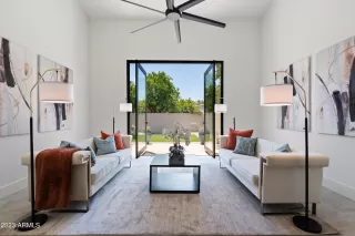 Photo #6: 6580875 Listing