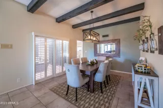 Photo #5: 6580938 Listing 