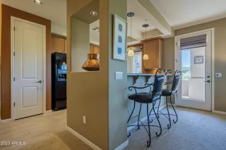 Photo #3: 6581298 Listing