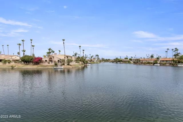MLS: 6581370 Condo For Sale
