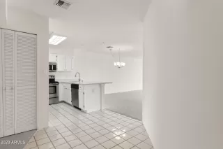 Photo #3: 6581370 Listing 