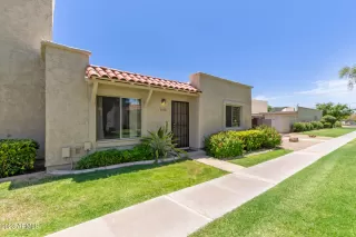 Photo #5: 6581745 Listing