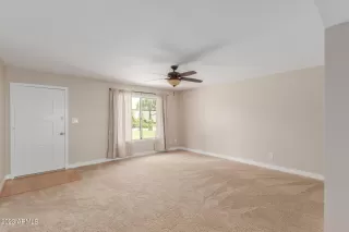 Photo #6: 6581745 Listing