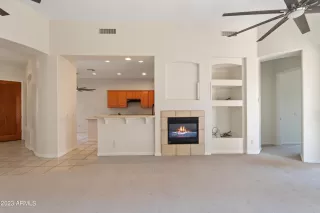 Photo #6: 6581827 Listing