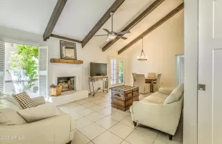 Photo #4: 6581952 Listing