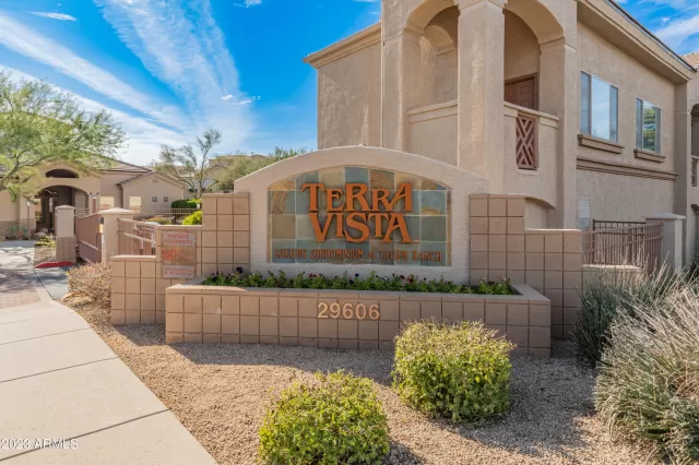 MLS: 6582162 Condo For Sale