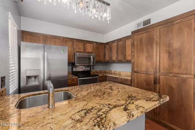 MLS: 6582183 Condo For Sale