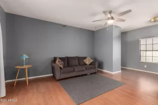 Photo #4: 6582183 Listing