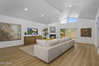 Photo #1: 6582374 Listing