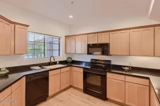 Photo #5: 6582478 Listing