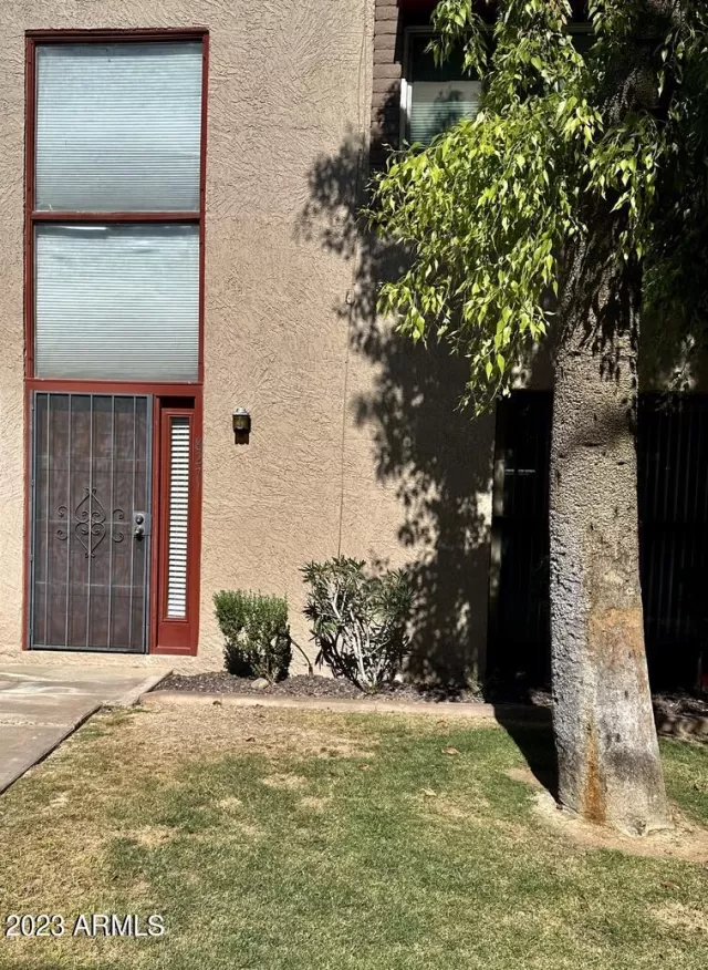 MLS: 6582891 Condo For Sale