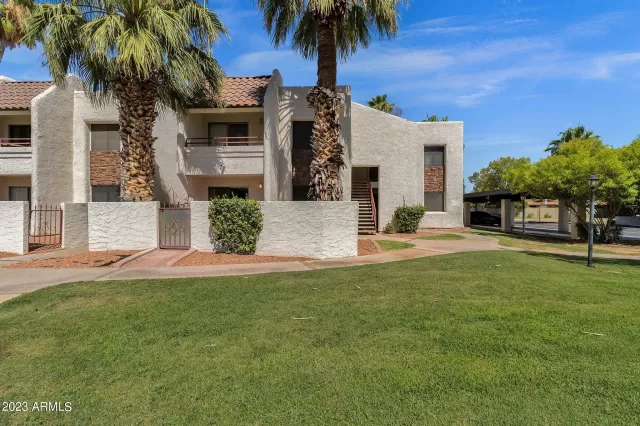 MLS: 6583087 Condo For Sale