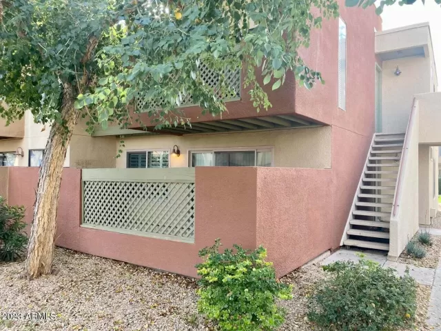 MLS: 6583945 Condo For Sale