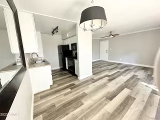 Photo #3: 6583945 Listing 