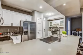 Photo #4: 6583972 Listing