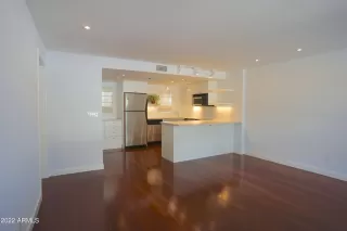 Photo #2: 6584089 Listing 