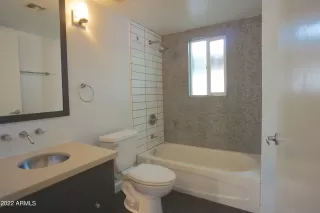 Photo #5: 6584089 Listing 