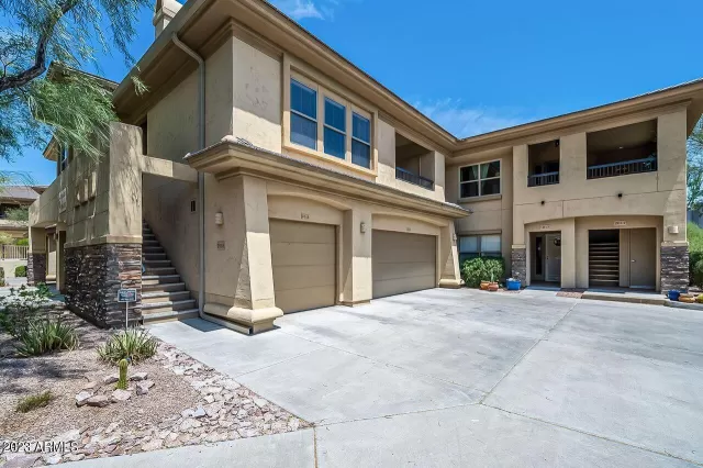 MLS: 6584355 Condo For Sale