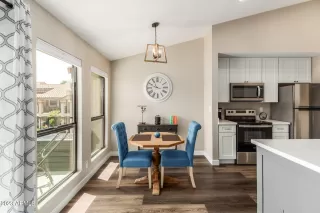 Photo #3: 6584486 Listing 