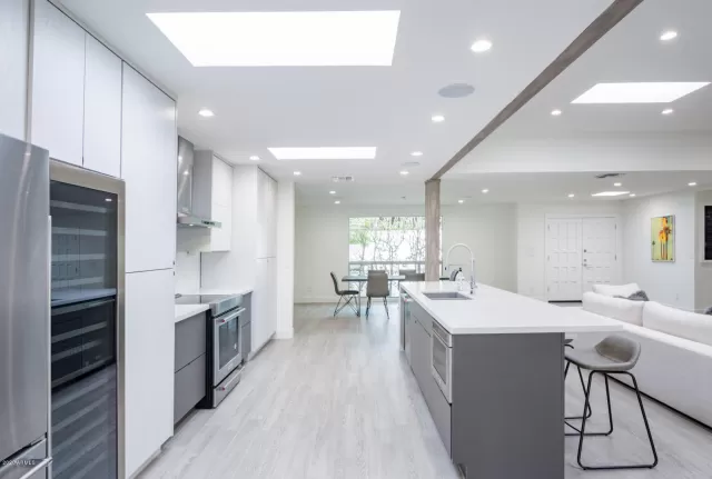 MLS: 6584517 Condo For Sale