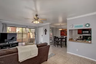 Photo #4: 6584618 Listing