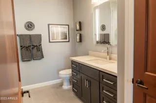 Photo #5: 6584712 Listing
