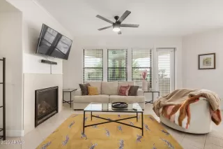 Photo #4: 6584876 Listing