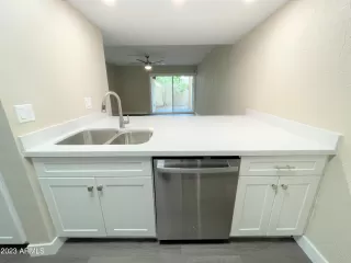 Photo #1: 6584896 Listing 