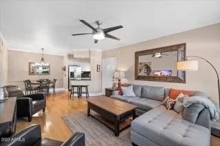 Photo #3: 6585167 Listing