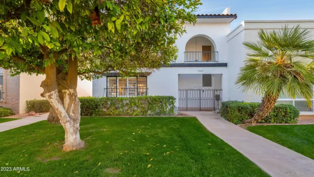 MLS: 6585265 Condo For Sale