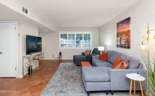 Photo #2: 6585265 Listing 