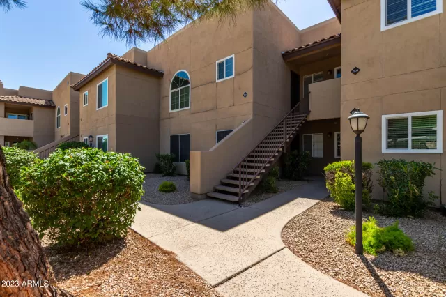 MLS: 6585266 Condo For Sale