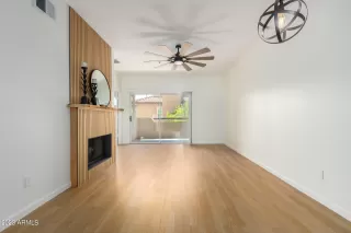 Photo #6: 6585266 Listing 