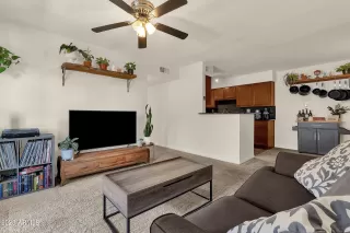 Photo #2: 6585613 Listing