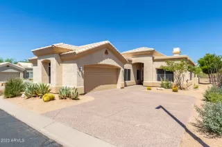 Photo #3: 6585762 Listing