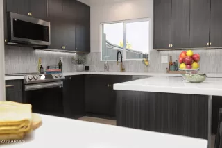Photo #1: 6585837 Listing 