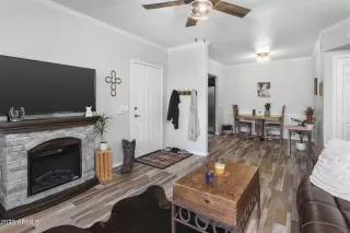 Photo #6: 6586287 Listing