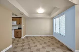 Photo #5: 6586429 Listing