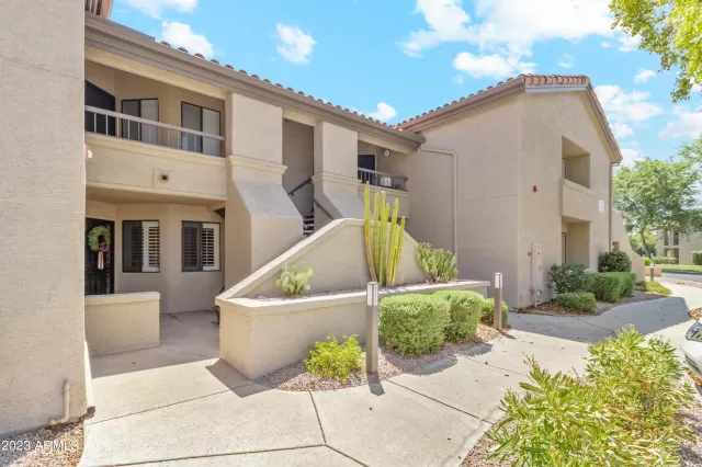 MLS: 6586573 Condo For Sale
