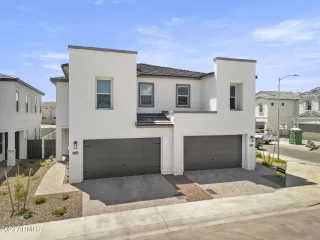 Photo #2: 6586646 Listing 