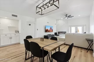 Photo #6: 6586720 Listing