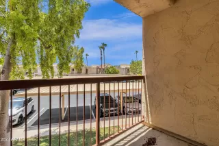 Photo #5: 6586791 Listing