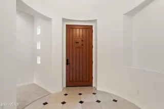 Photo #2: 6586991 Listing 