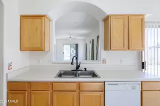 Photo #3: 6587216 Listing